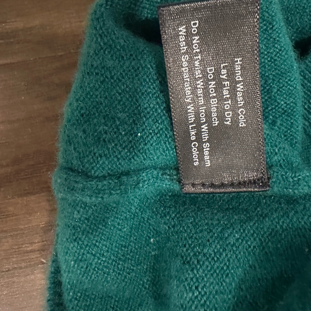 Boston Proper dark green Off-Shoulder Sweater - Picture 4 of 5